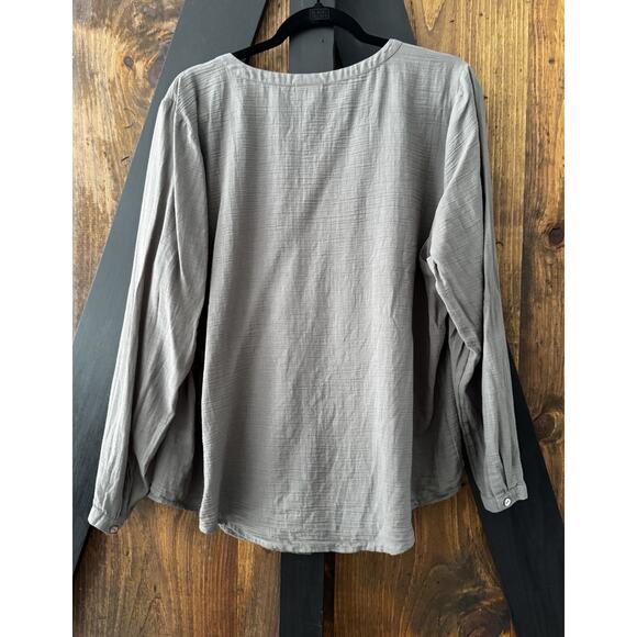 J Jill Gray Pleated Front Tuxedo Like Button Up Lightweight Size XL EUC - Picture 2 of 7